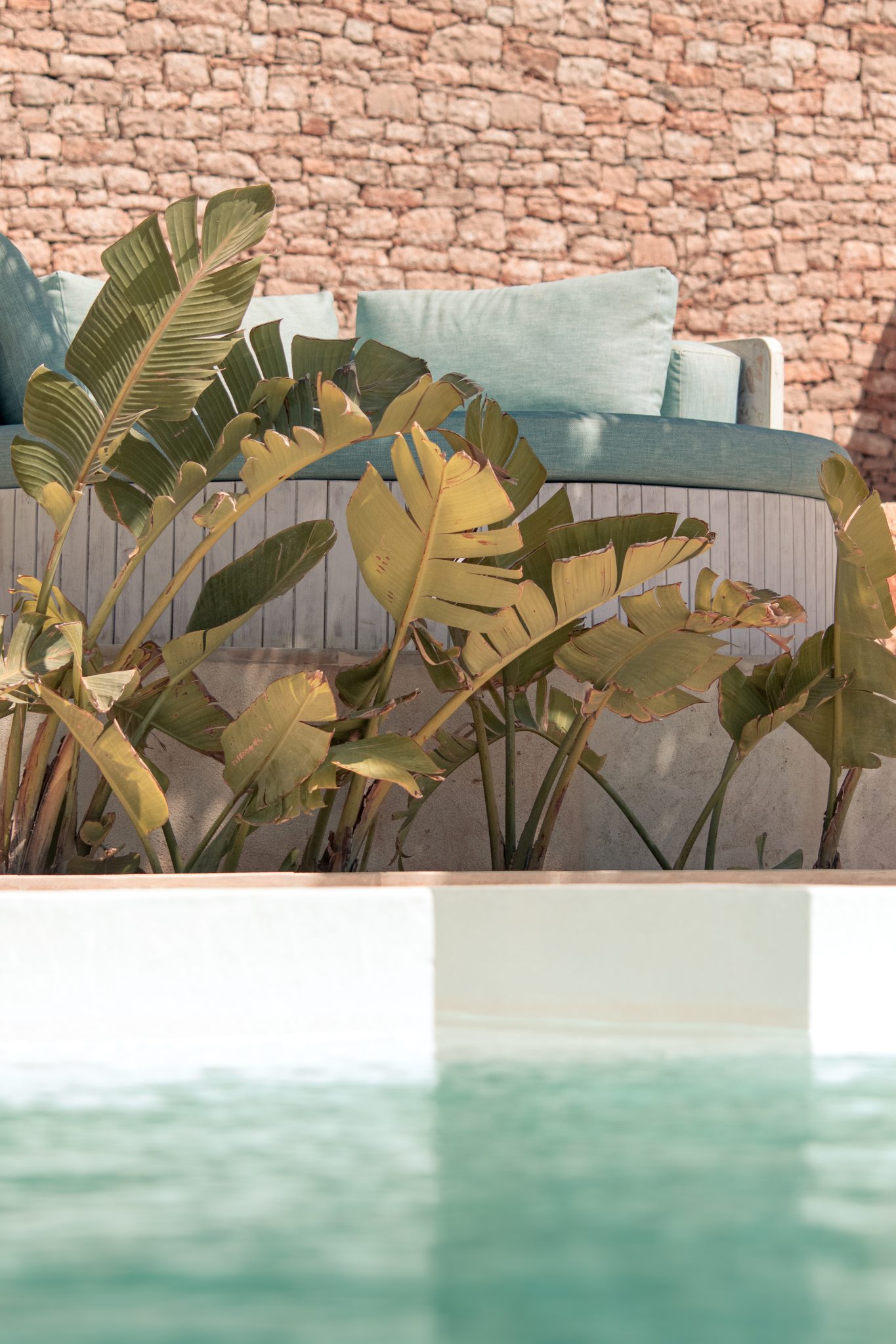 Dakhla Evasion spa offers silver oil-based products